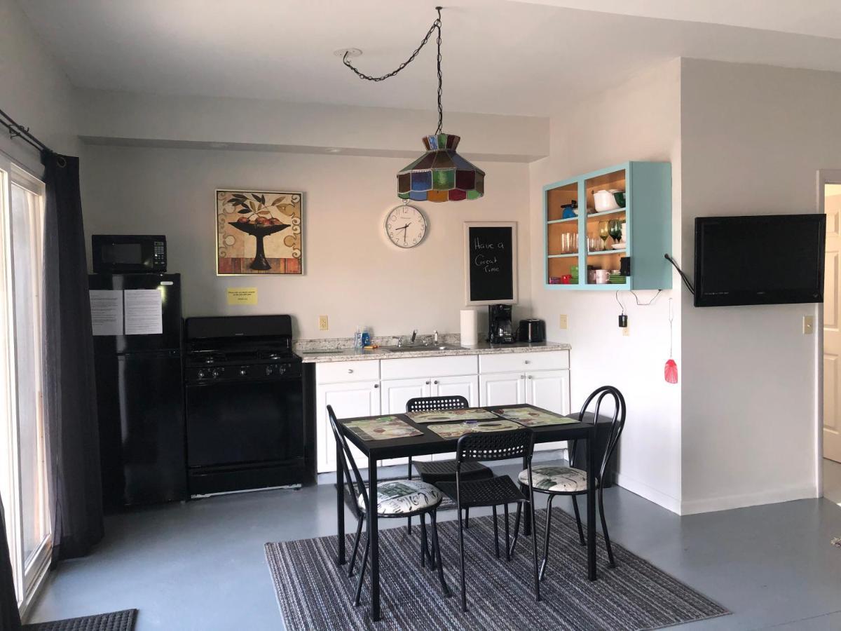 Whiskey River Cottages Formerly Seaway Slips Clayton Exteriér fotografie
