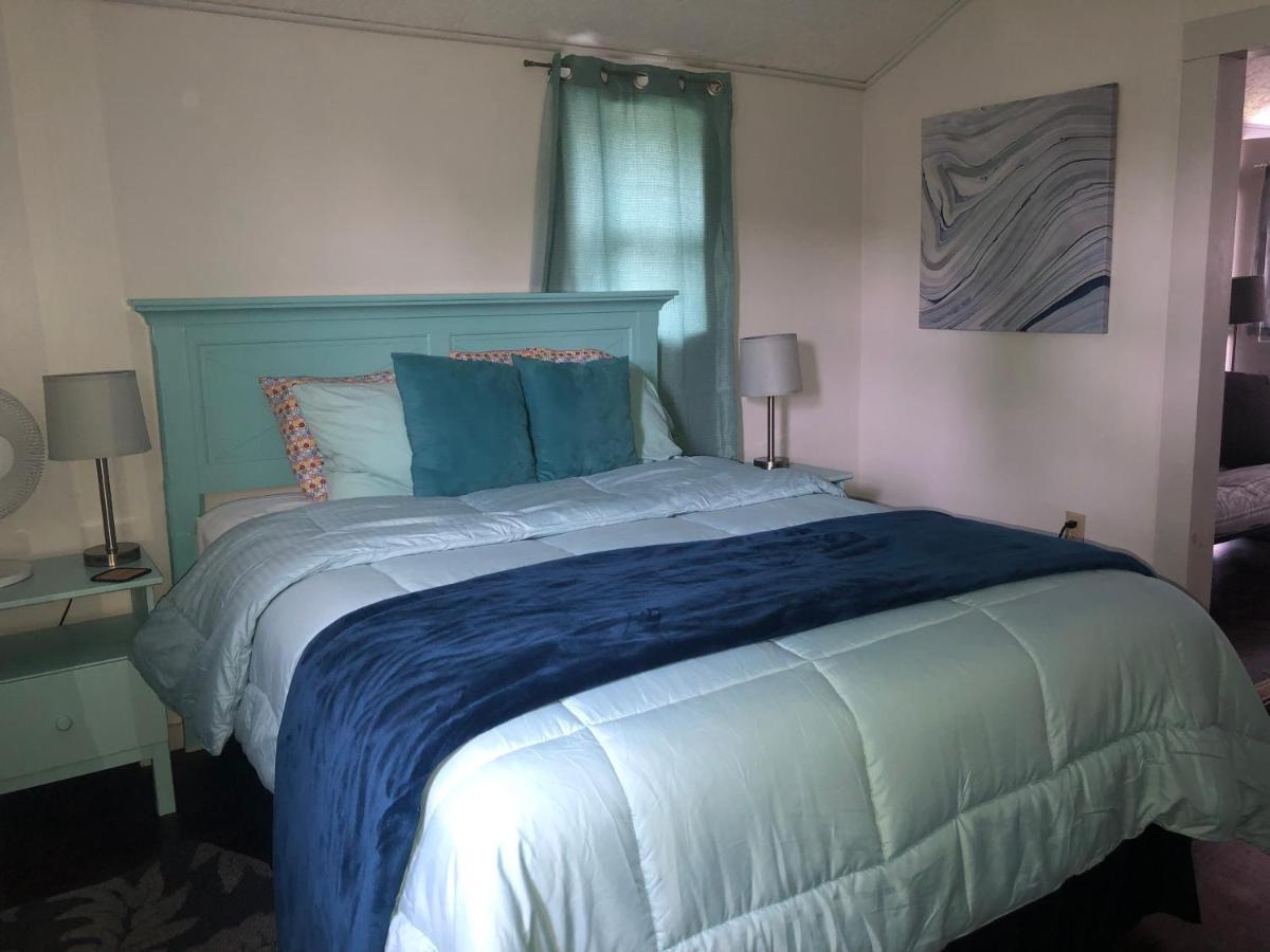 Whiskey River Cottages Formerly Seaway Slips Clayton Exteriér fotografie