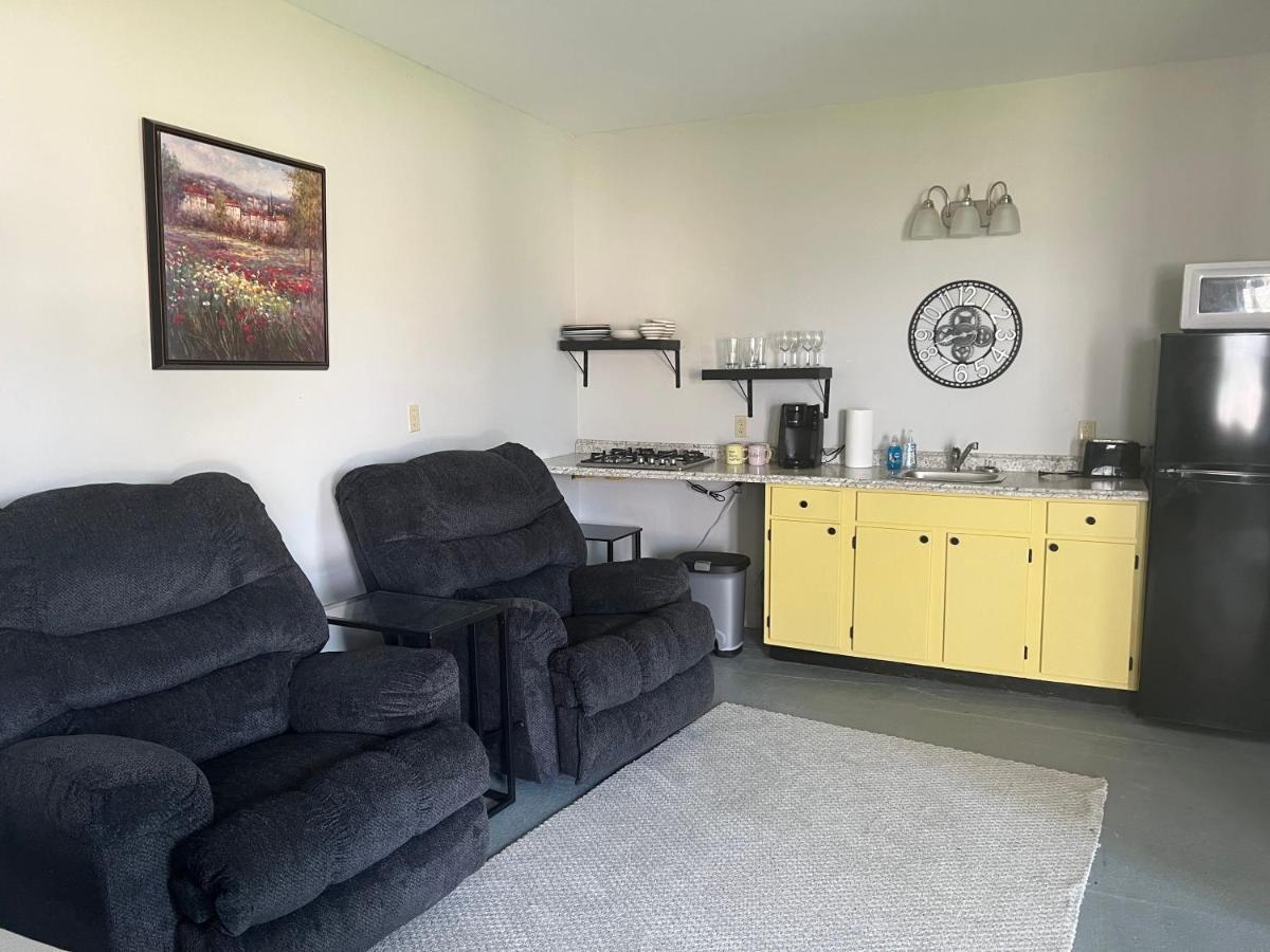 Whiskey River Cottages Formerly Seaway Slips Clayton Exteriér fotografie