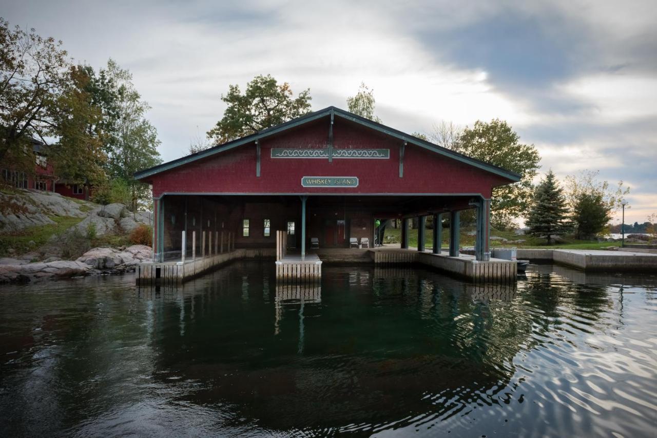 Whiskey River Cottages Formerly Seaway Slips Clayton Exteriér fotografie